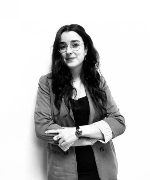 Avocate Jessica Koli Avocate Jessica Koli